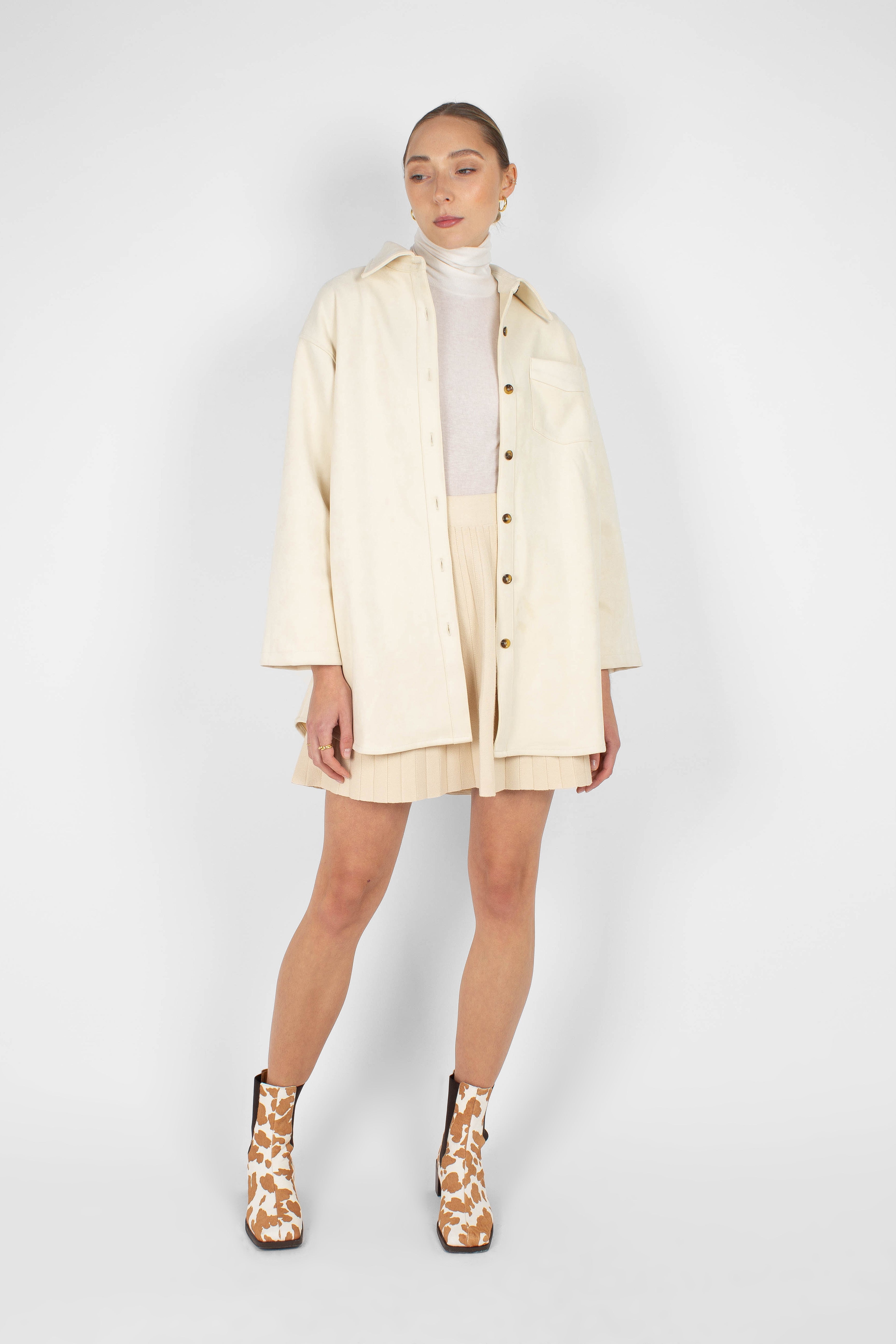 Ivory vegan suede oversized shirt_8
