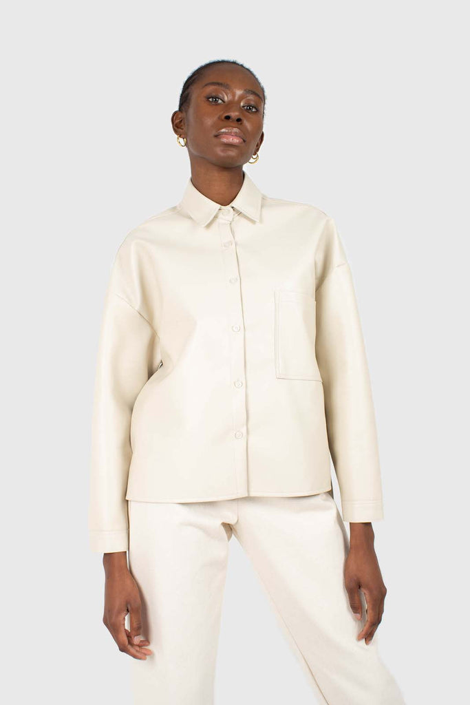 Cream vegan leather oversized shirt jacket_3