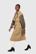 Beige and brown checked sleeve trench coat_6