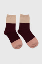 Burgundy and beige colorblock socks_4