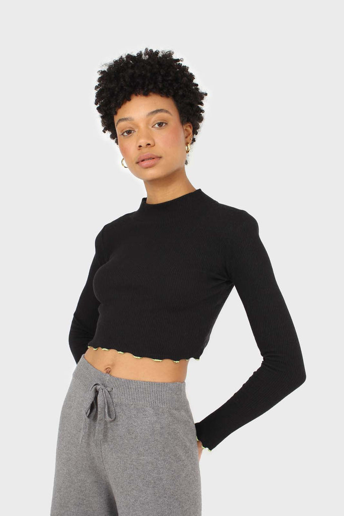 Black and neon ruffle trim cropped top_6