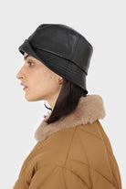 Black vegan leather bucket hat_6