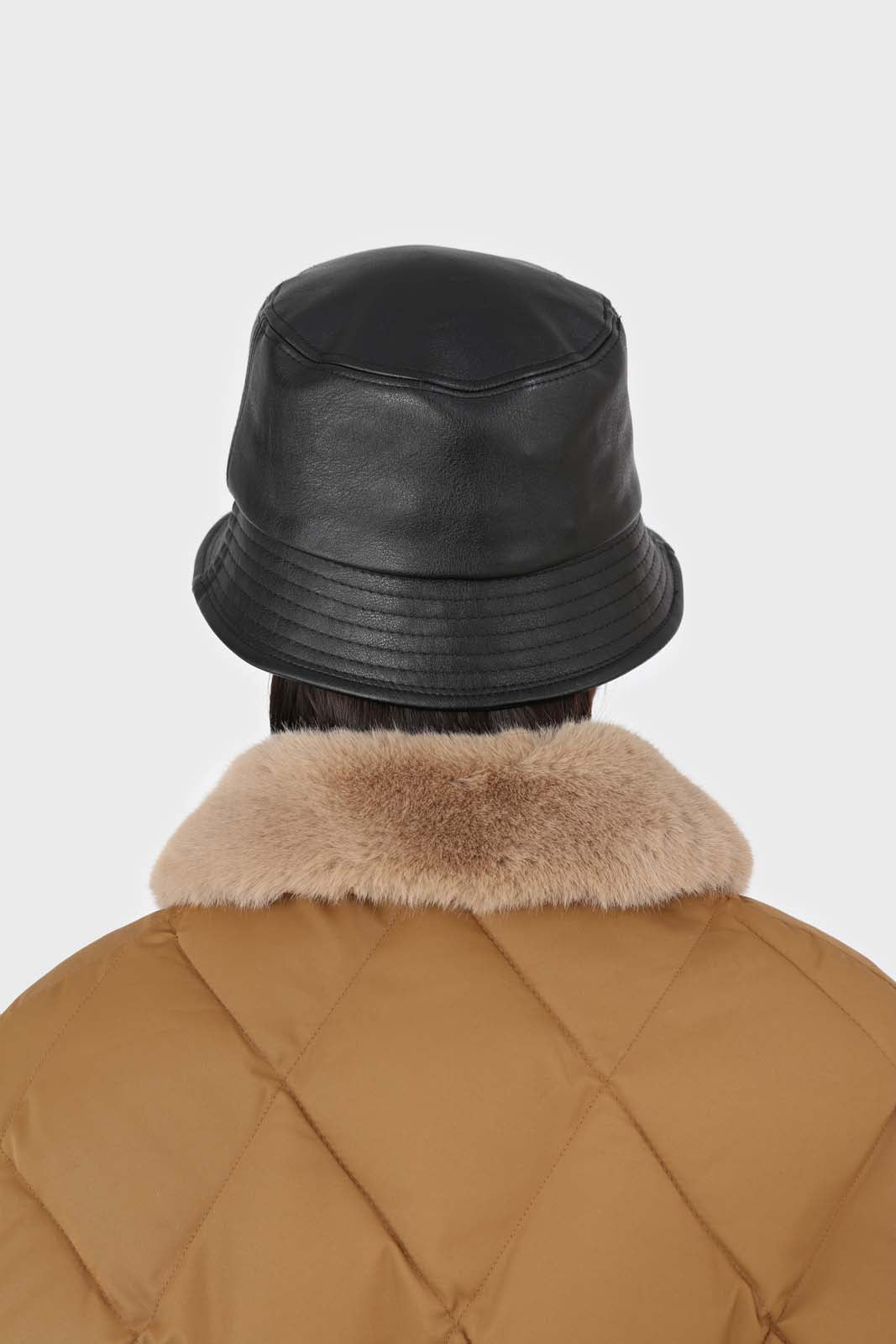 Black vegan leather bucket hat_7