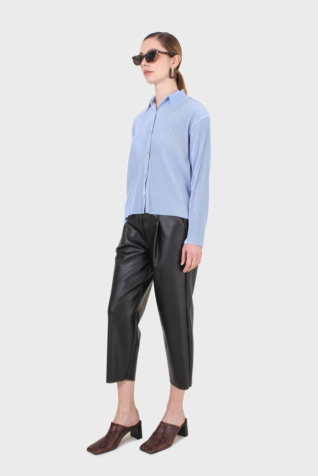 Black vegan leather contrast stitch trousers_4