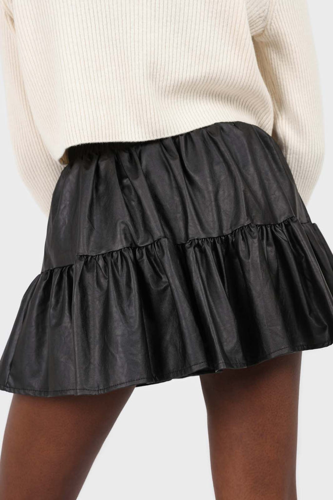 Black shiny vegan leather tiered mini skirt_2
