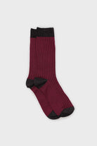 Purple contrast metallic trim socks_1