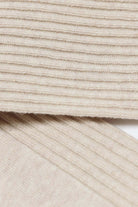 Oatmeal long ribbed socks_2