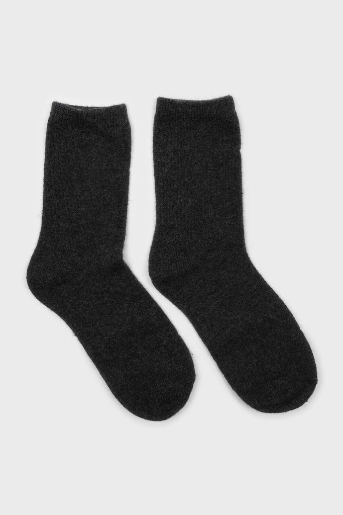 Charcoal smooth wool long socks_3
