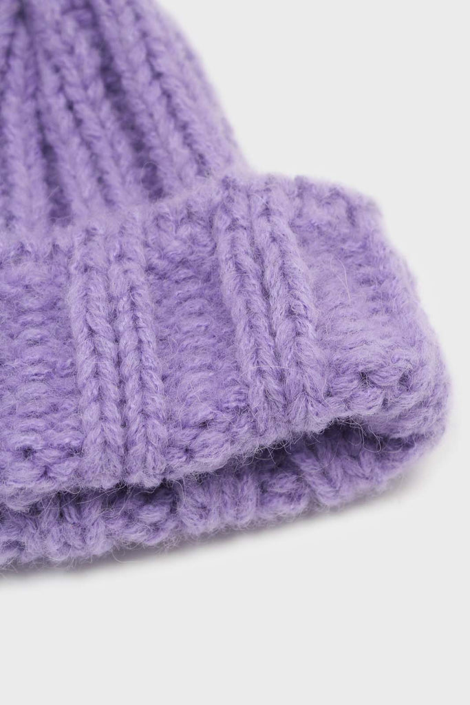 Lilac large ribbed wool beanie hat_5