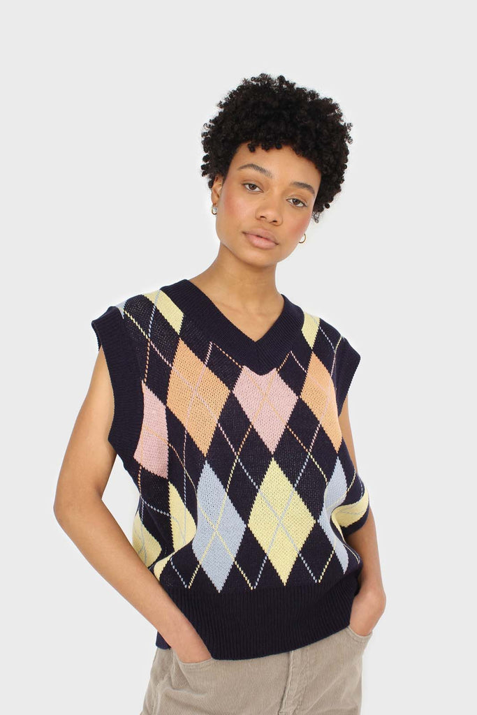 Navy and pastel multicoloured argyle sweater vest_1