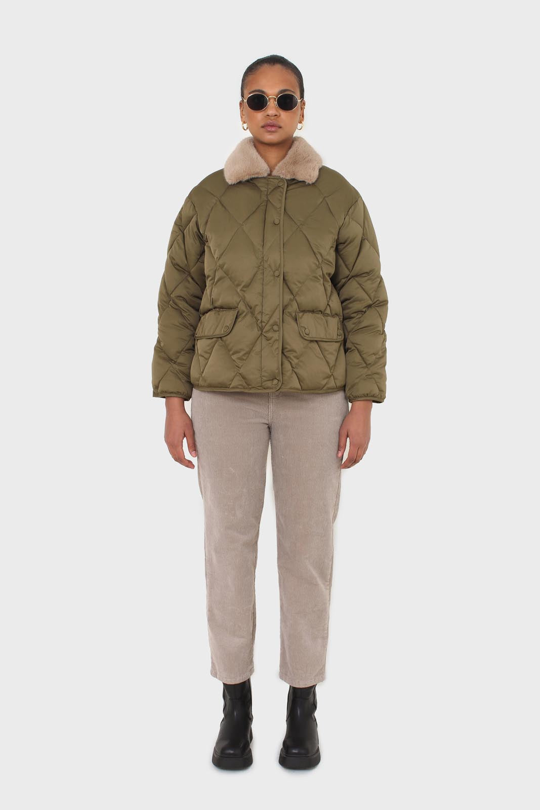 Khaki faux fur collar diamond puffer jacket_2