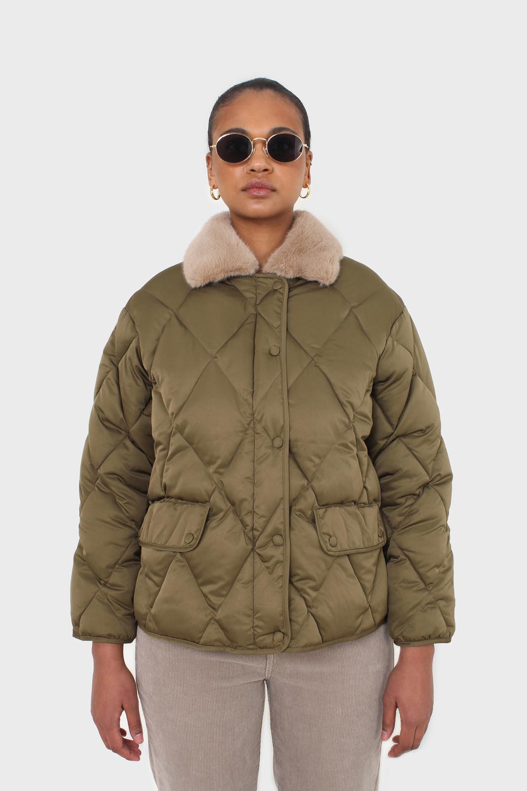 Khaki faux fur collar diamond puffer jacket_5