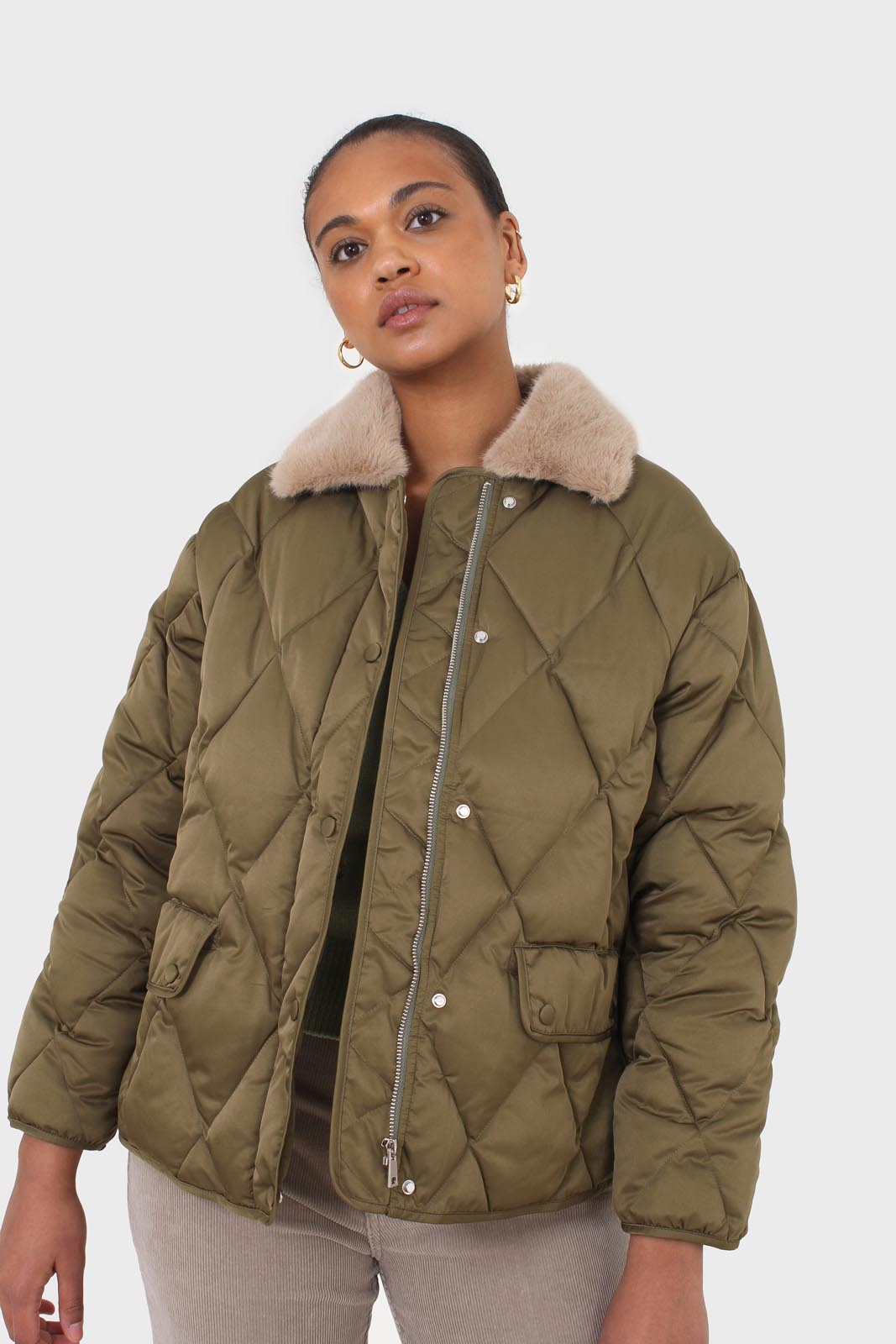 Khaki faux fur collar diamond puffer jacket_1