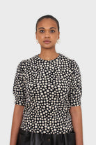Black and white daisy puff sleeved top_1