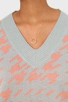 Blue and pink giant houndstooth sweater vest_8