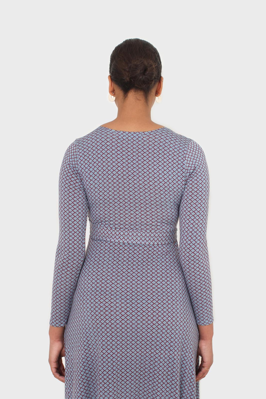 Blue and purple diamond jersey wrap dress_10