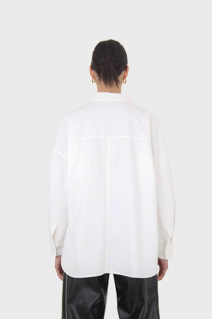 White large patch pocket oversized shirt_5