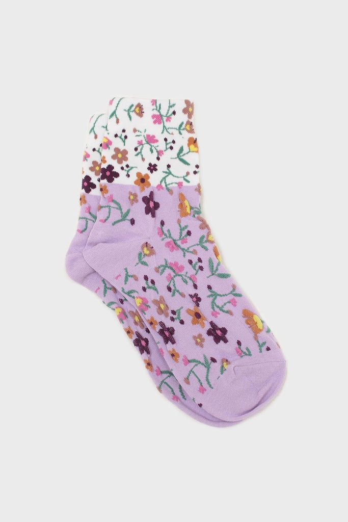 Lilac floral colourblock socks_1