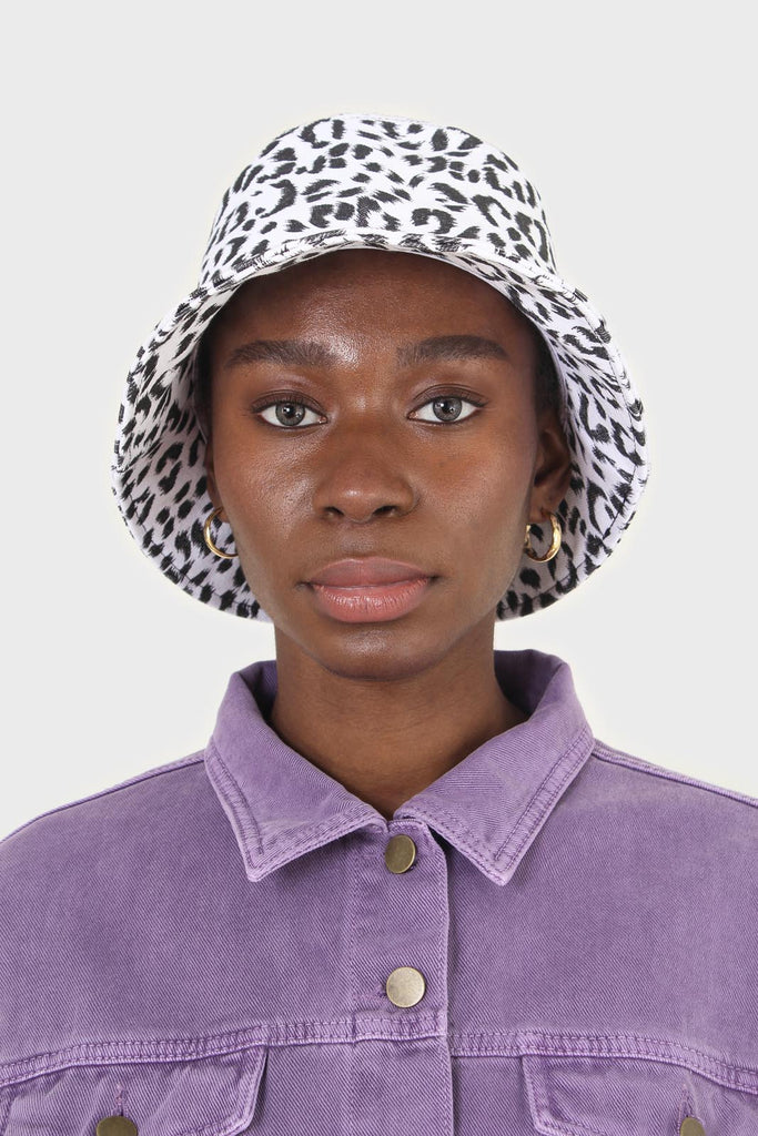 Ivory and black leopard print bucket hat_2