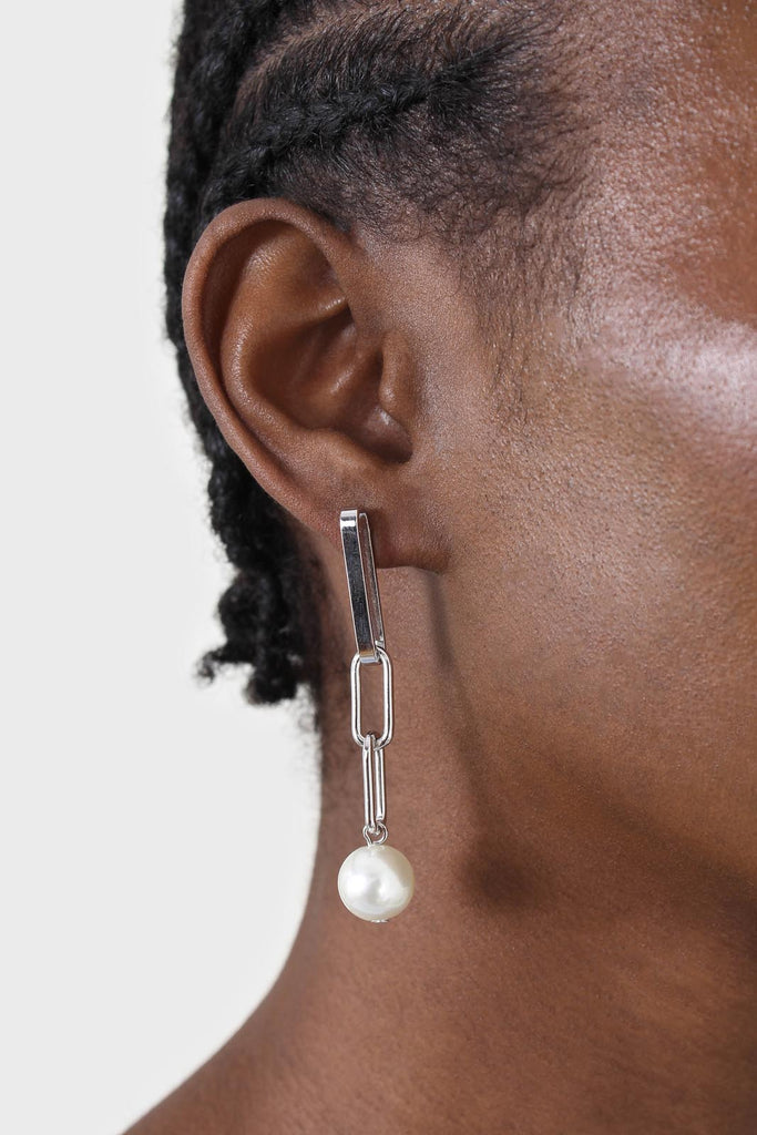 Silver chain link pearl earrings_2