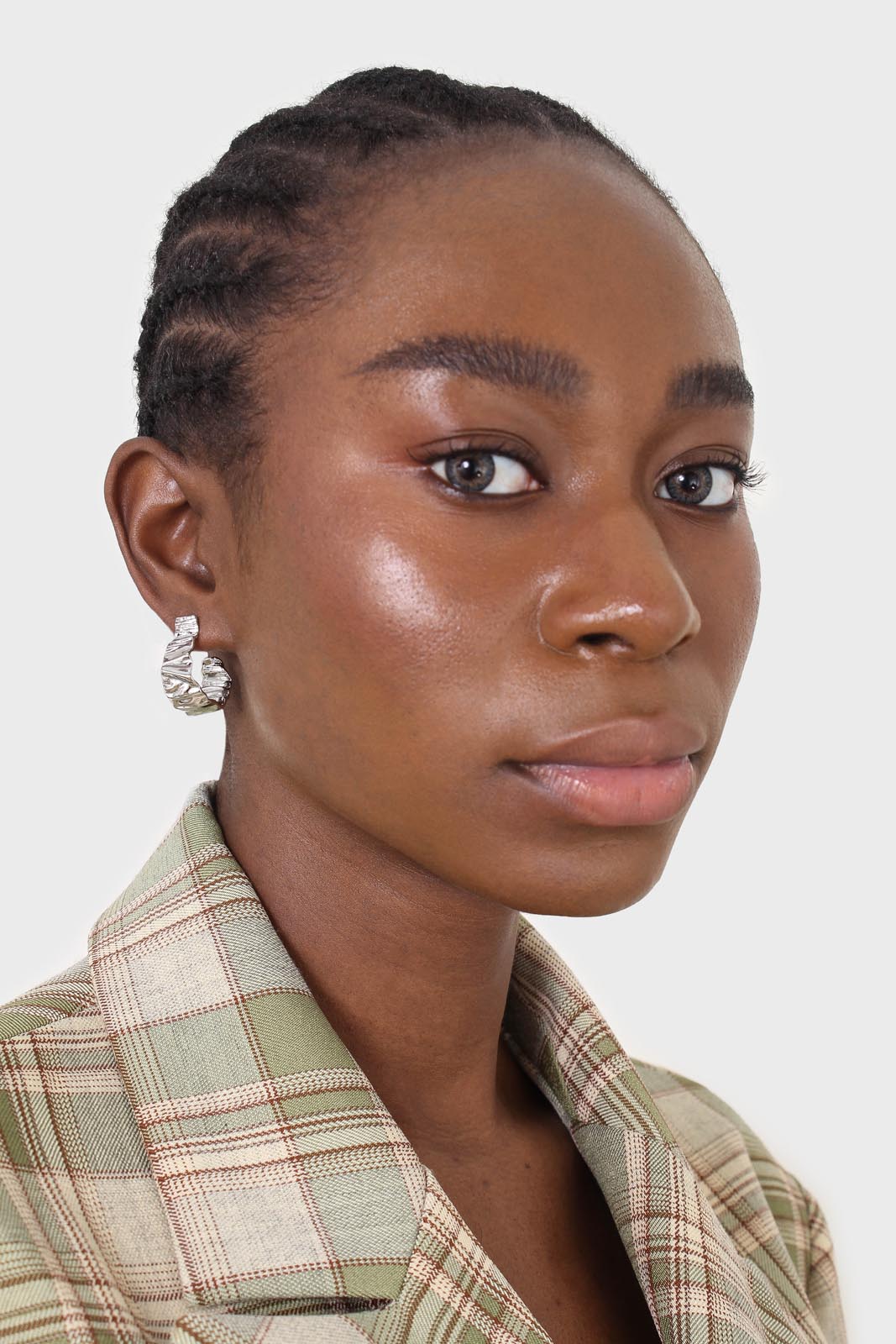 Silver rough texture earrings_3