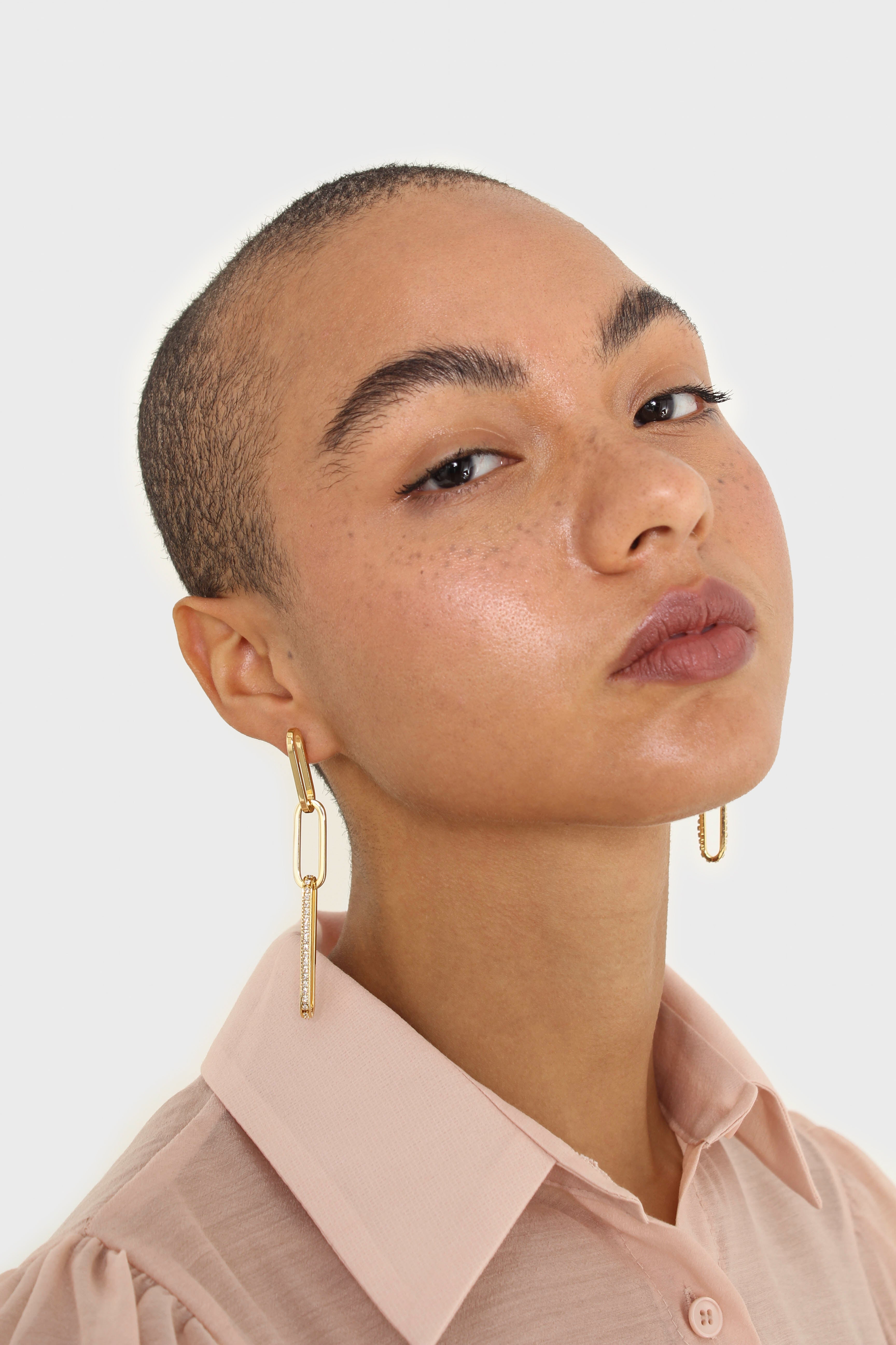 Gold diamante chainlinks earrings_3