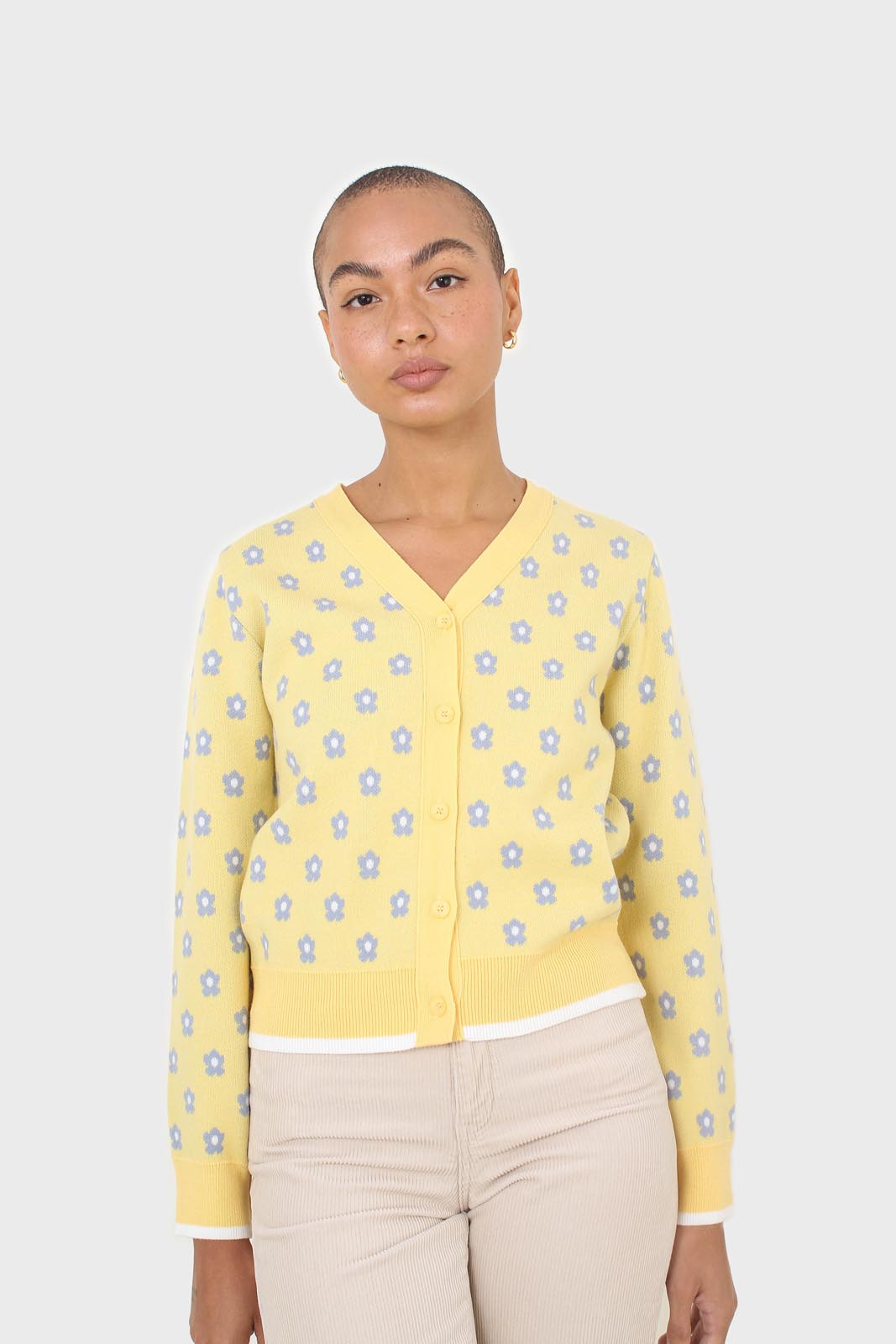 Yellow and blue intarsia daisy cardigan_5