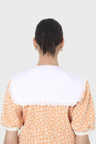 White eyelet trim detachable collar_4