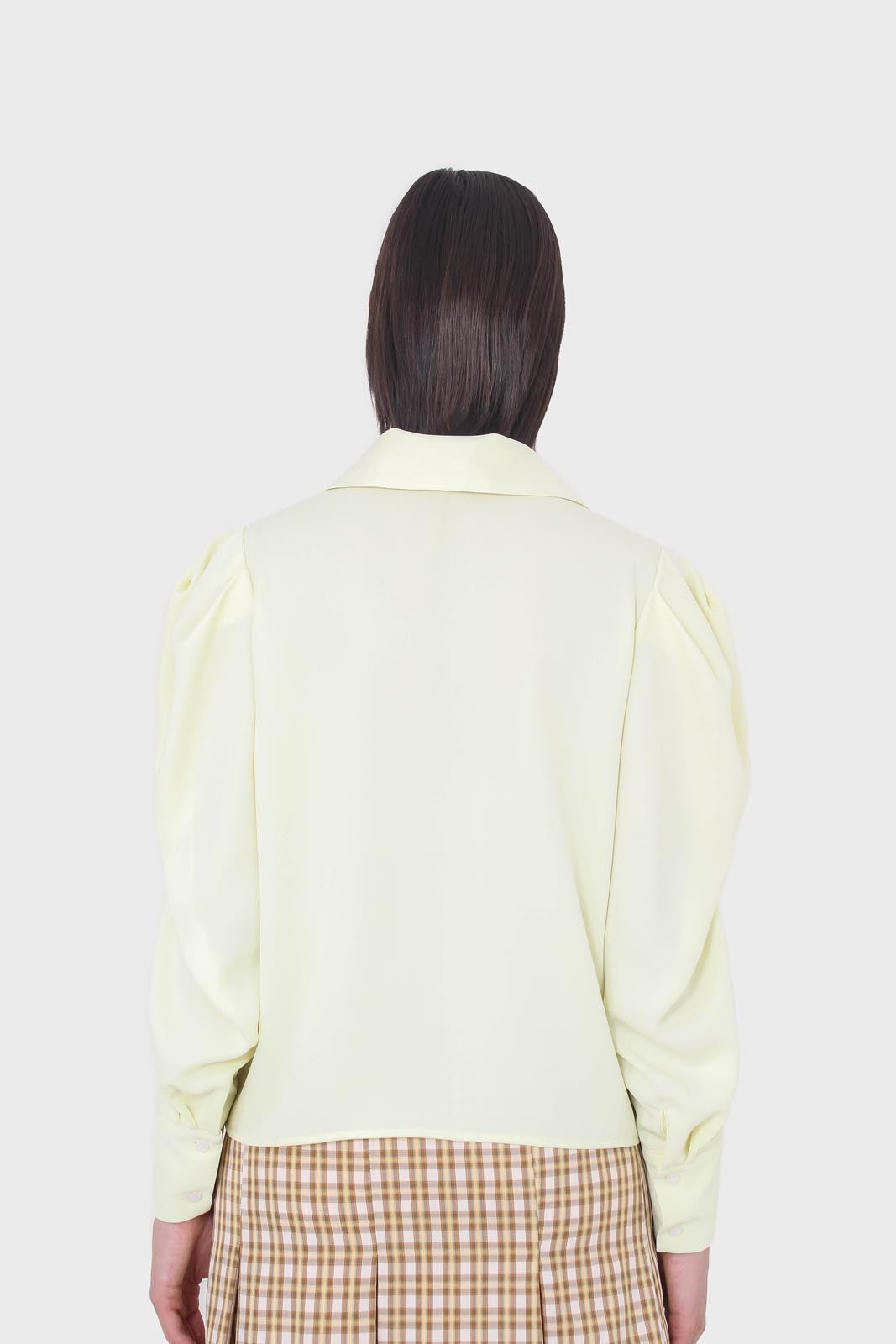 Yellow pointed collar blouse_5