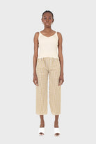 Beige v-neck knit tank_4