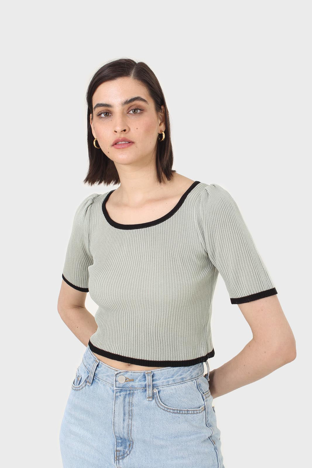 Mint and black binding puff sleeve knit top_1