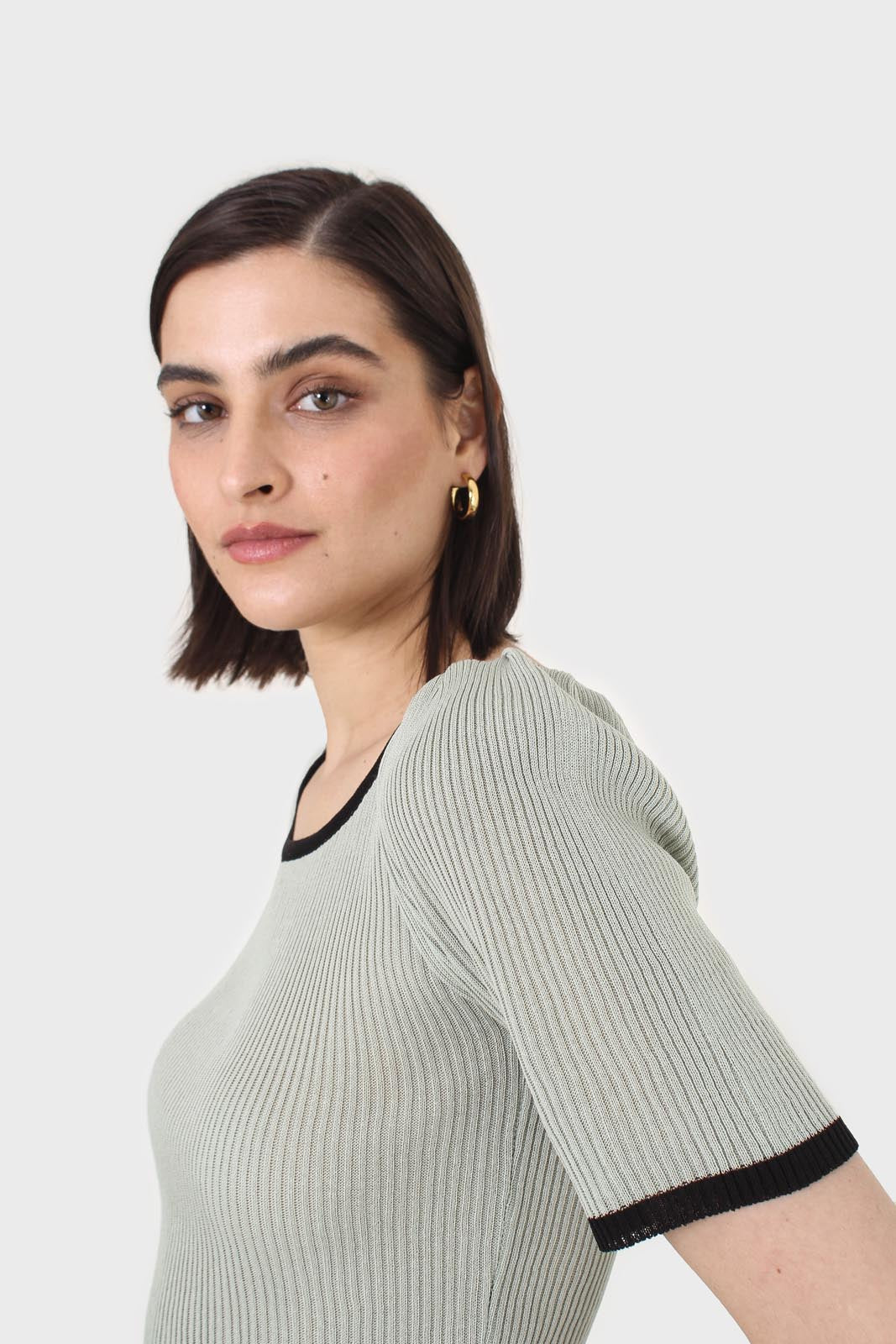 Mint and black binding puff sleeve knit top_2