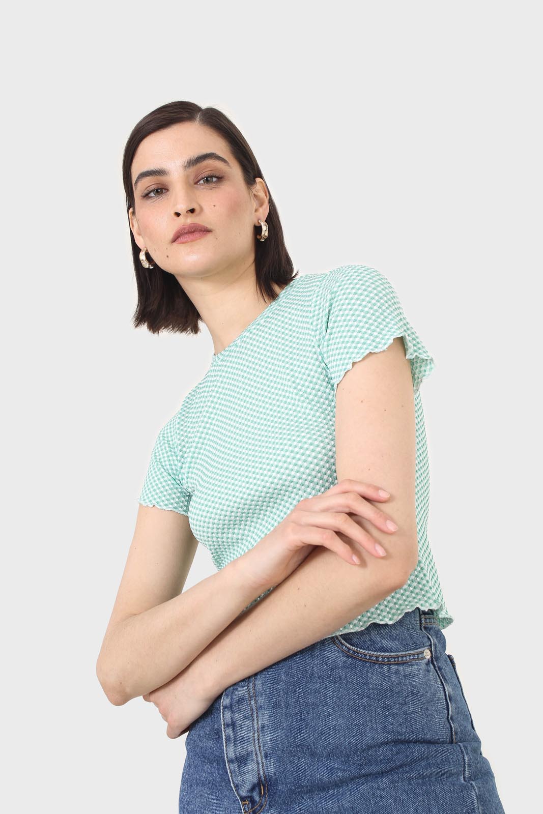 Green and ivory lettuce hem top_8