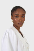 Ivory large collar pleated 3/4 sleeve pearl button blouse_8