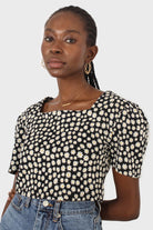 Black daisies square neckline puff sleeve cropped top_6