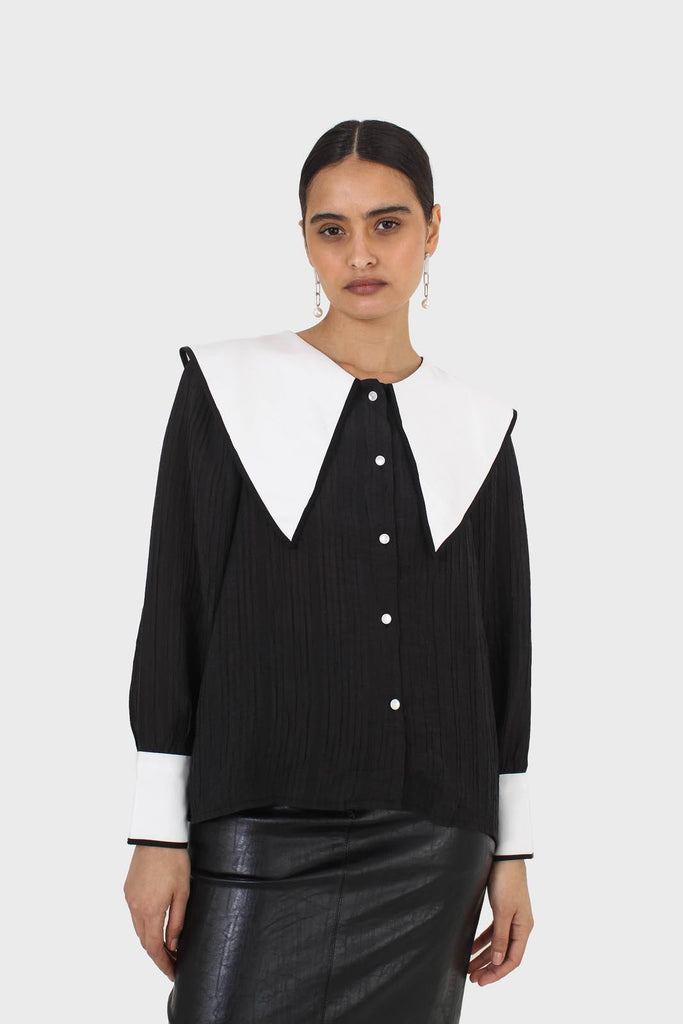 Black and ivory oversized pointed collar blouse_1