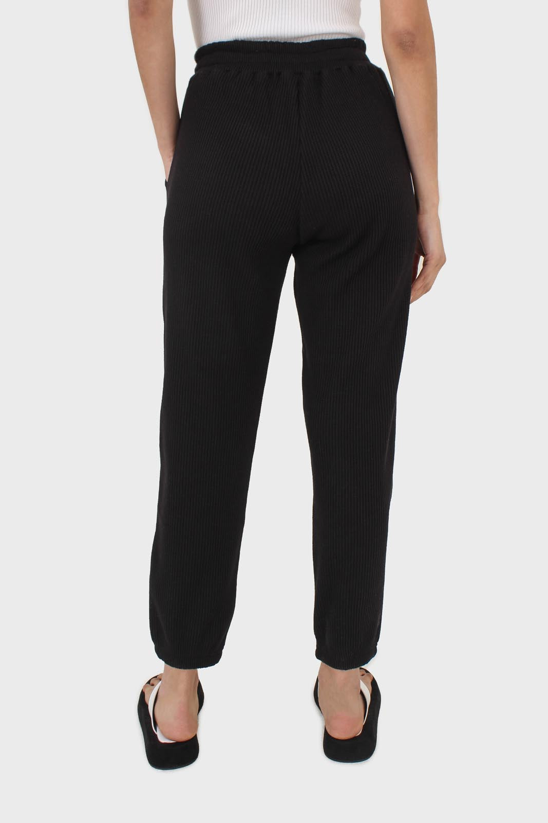 Black waffle textured relaxed trousers_2
