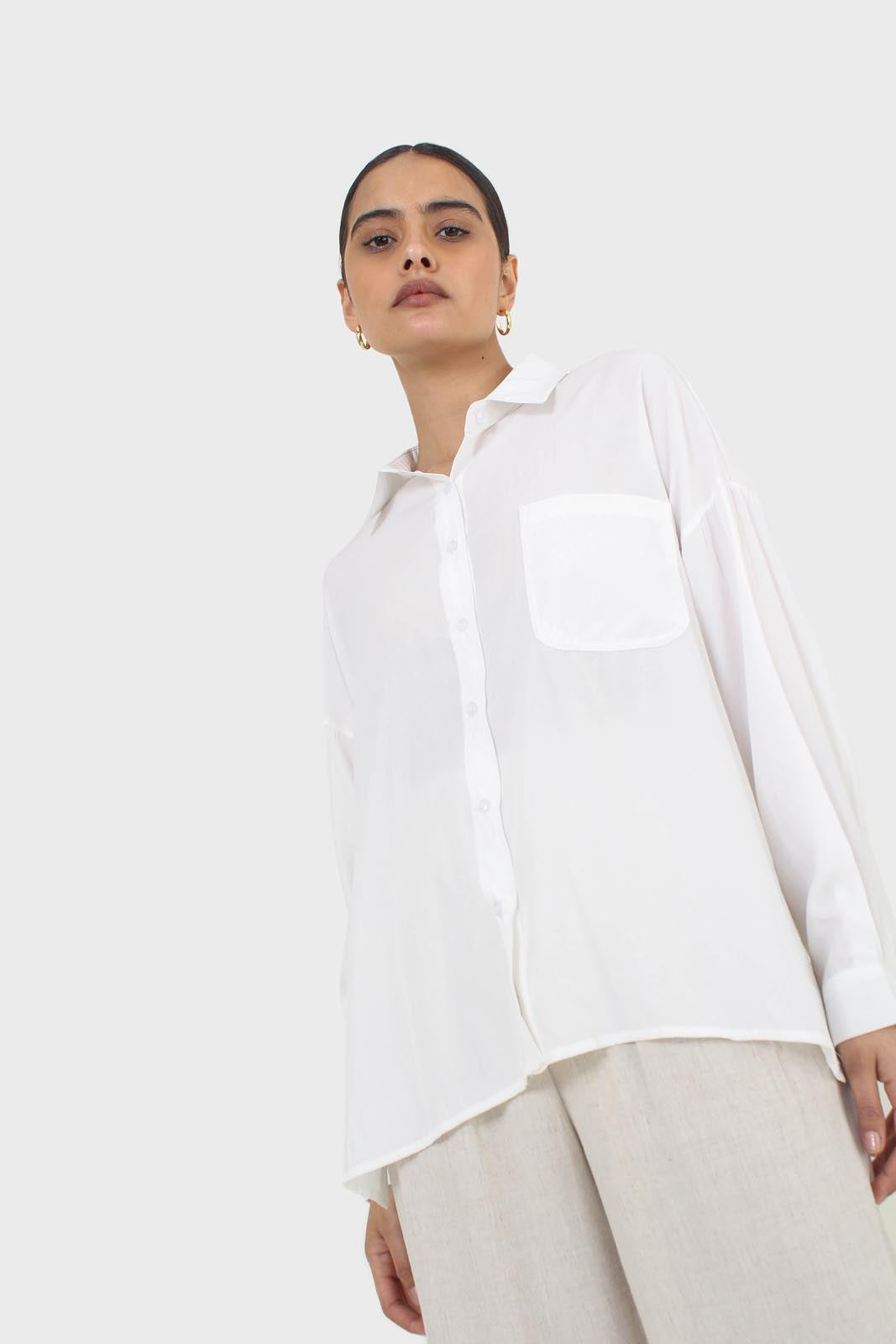 Ivory asymmetic buttons shirt_9