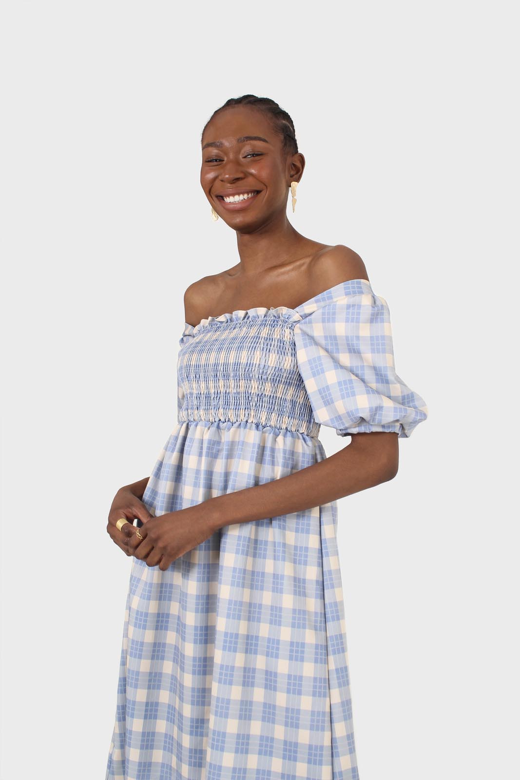 Blue and ivory checked shirred puff sleeved midi dress_2