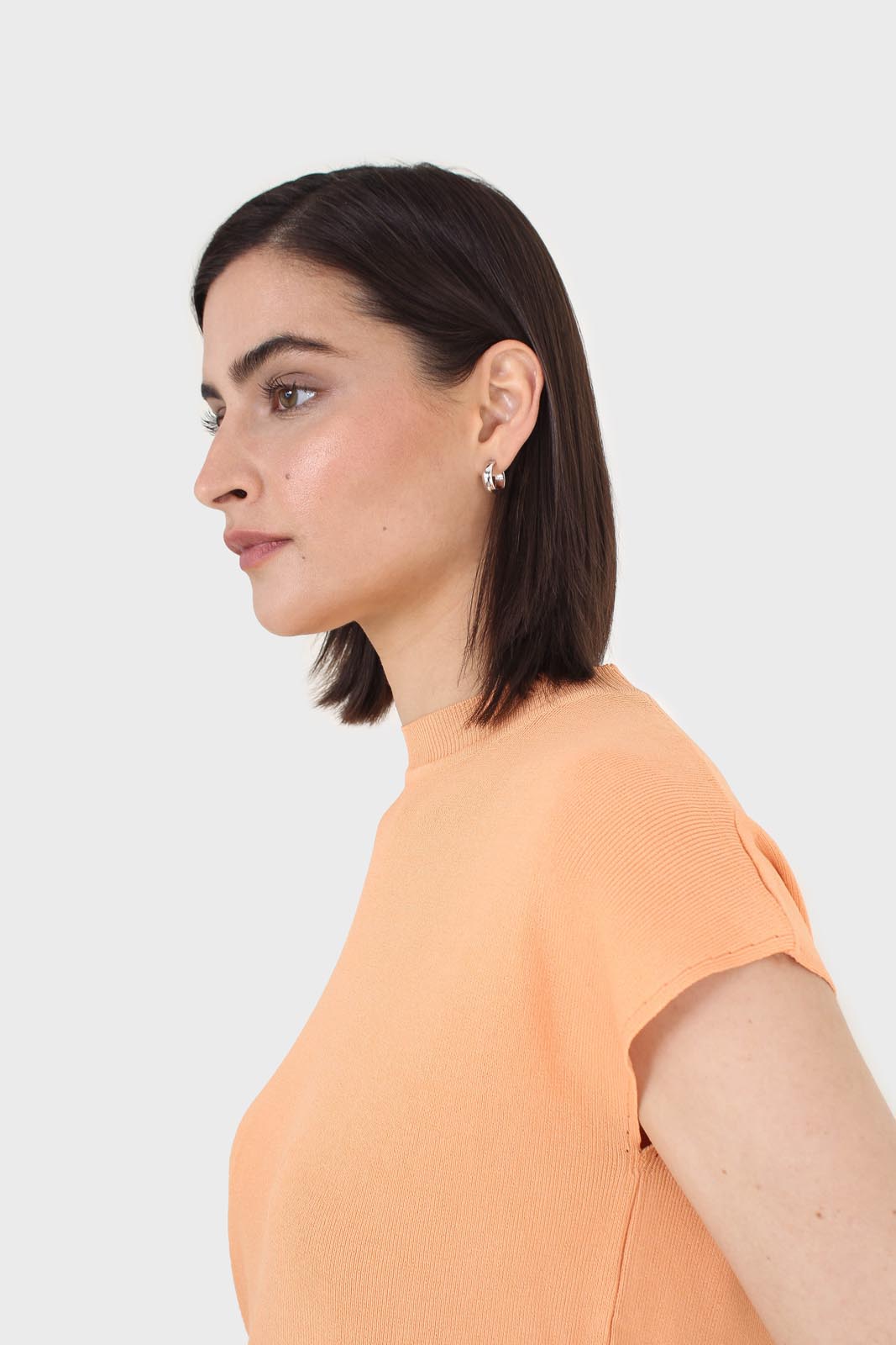 Bright orange sleeveless crewneck knitted tee_7