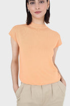 Bright orange sleeveless crewneck knitted tee_2