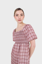 Red and ivory checked shirred puff sleeved midi dress_3
