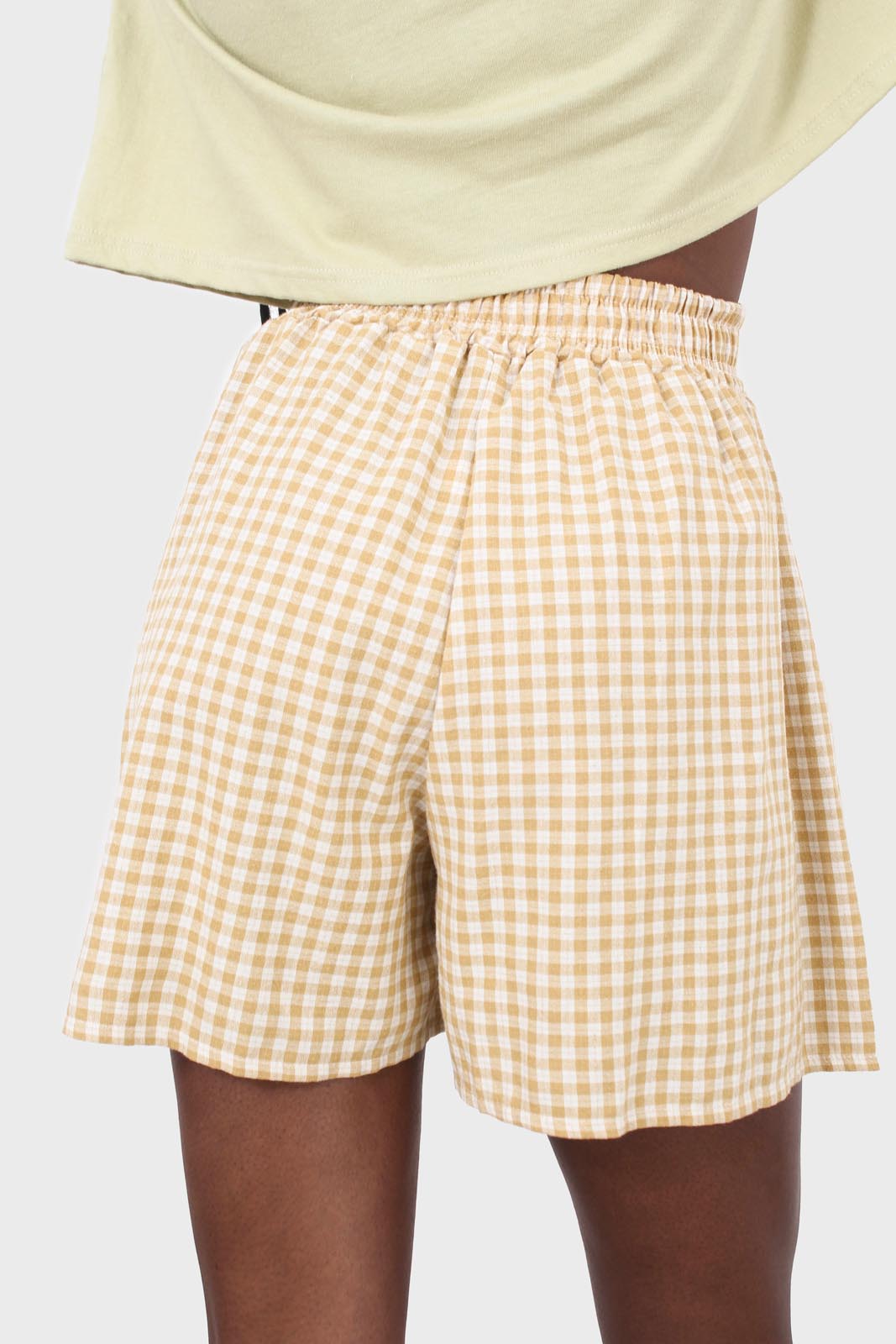 Mustard gingham checked loose fit shorts_2