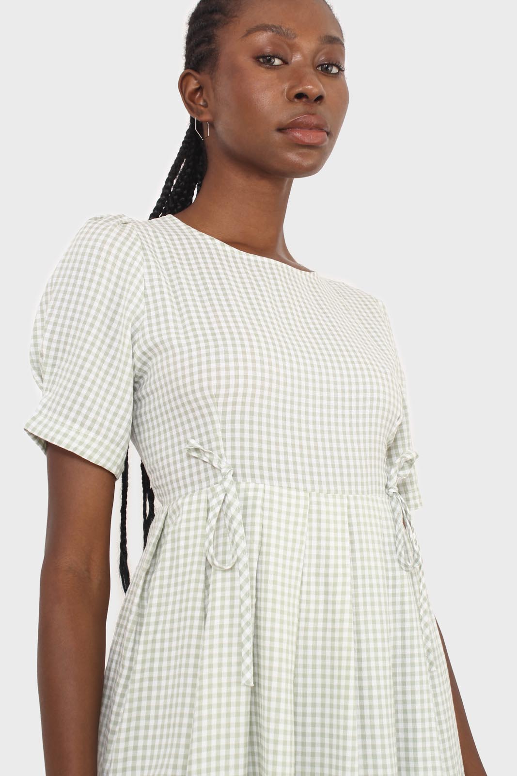 Light green gingham checked side tie midi dress_16