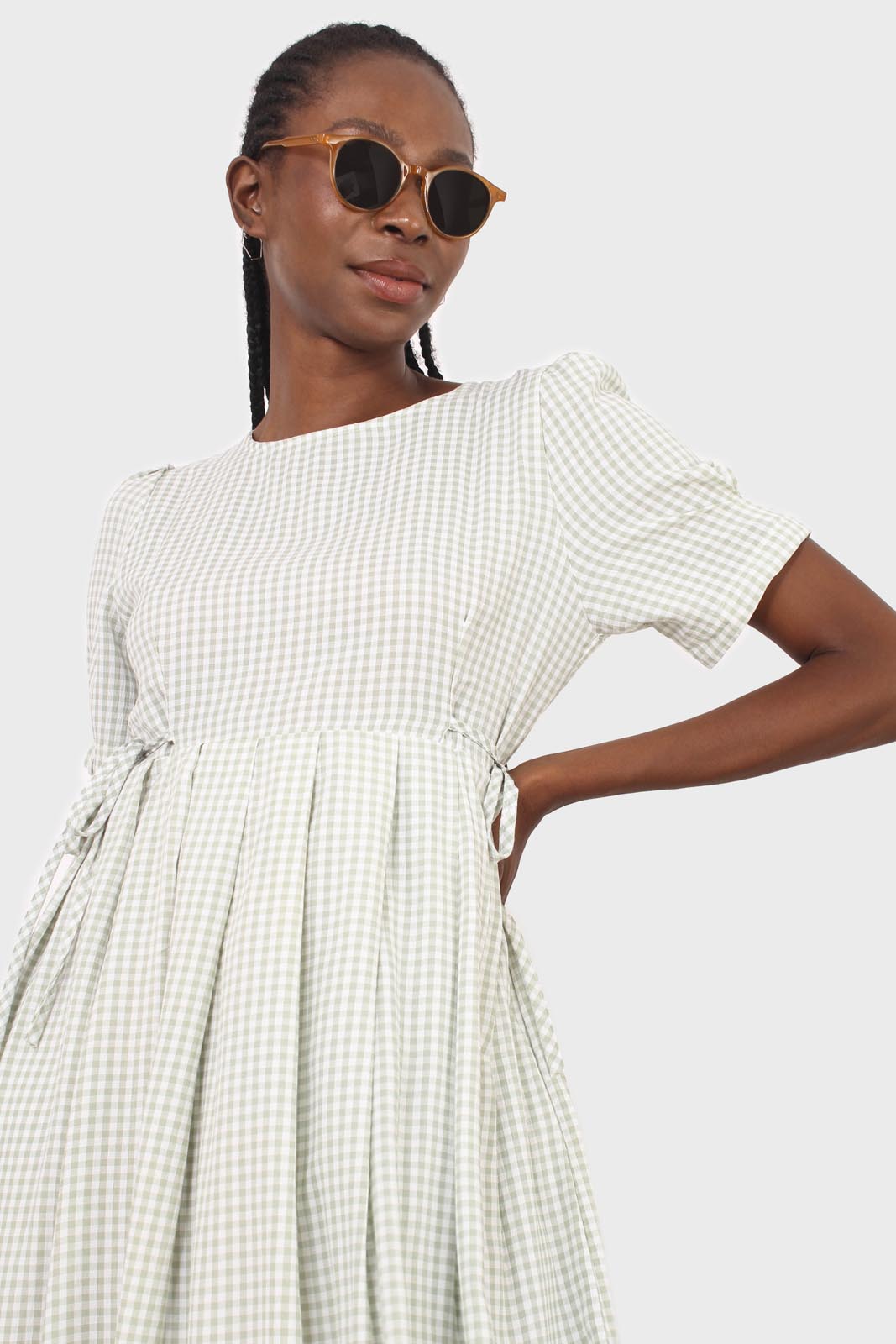 Light green gingham checked side tie midi dress_10