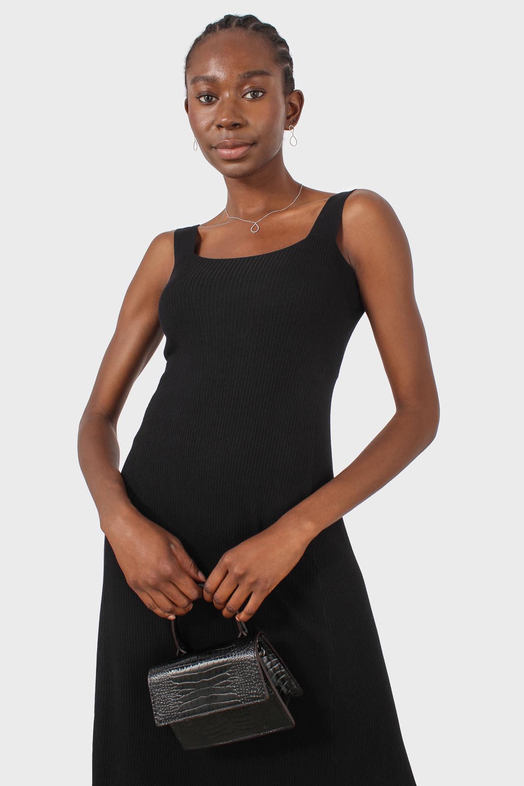 Black square neckline ribbed midi dress_10