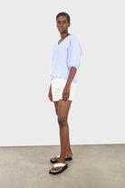 Blue gingham tie back puff sleeved top_5