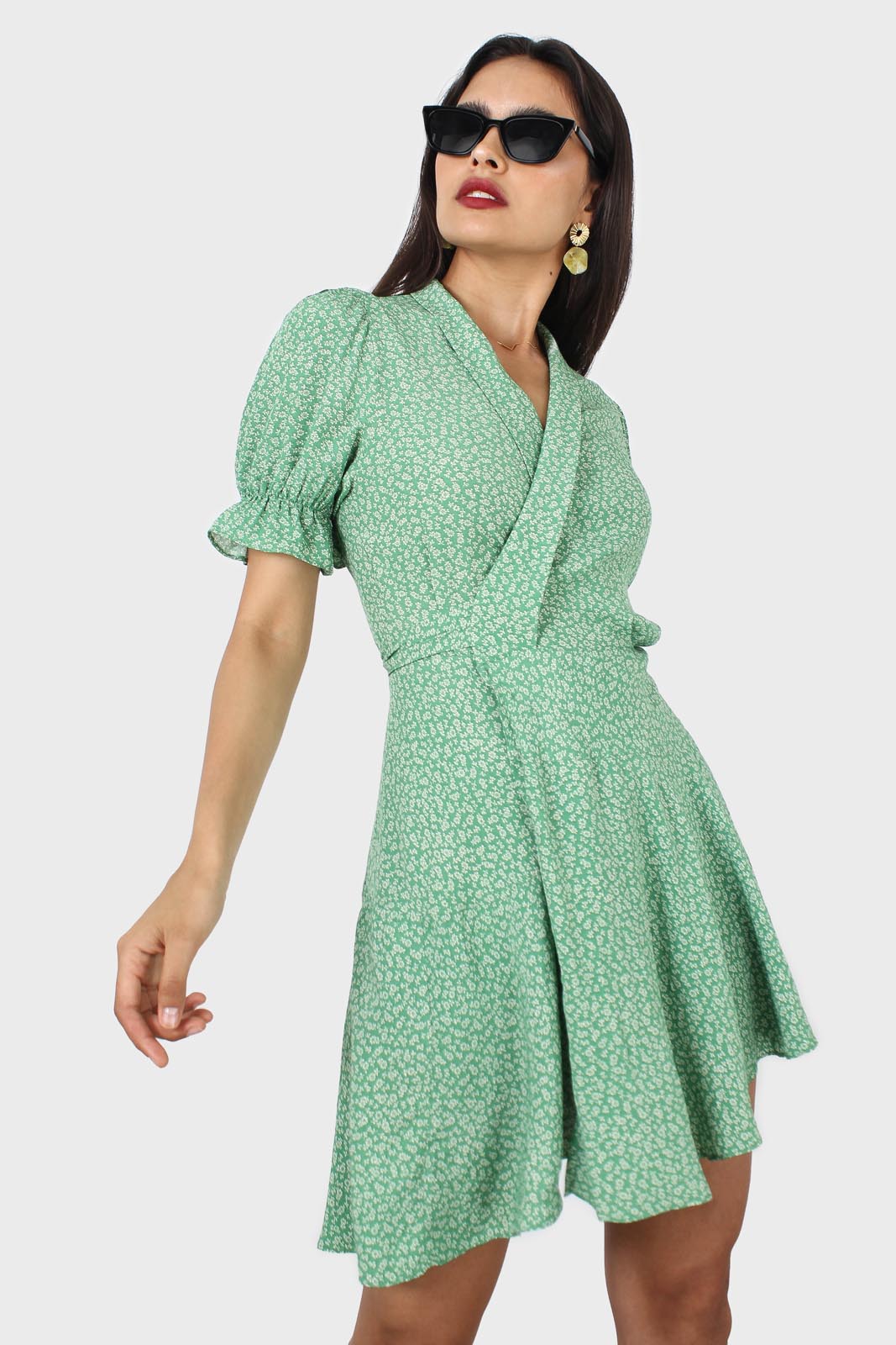Green and ivory floral puffed sleeve wrap mini dress_3