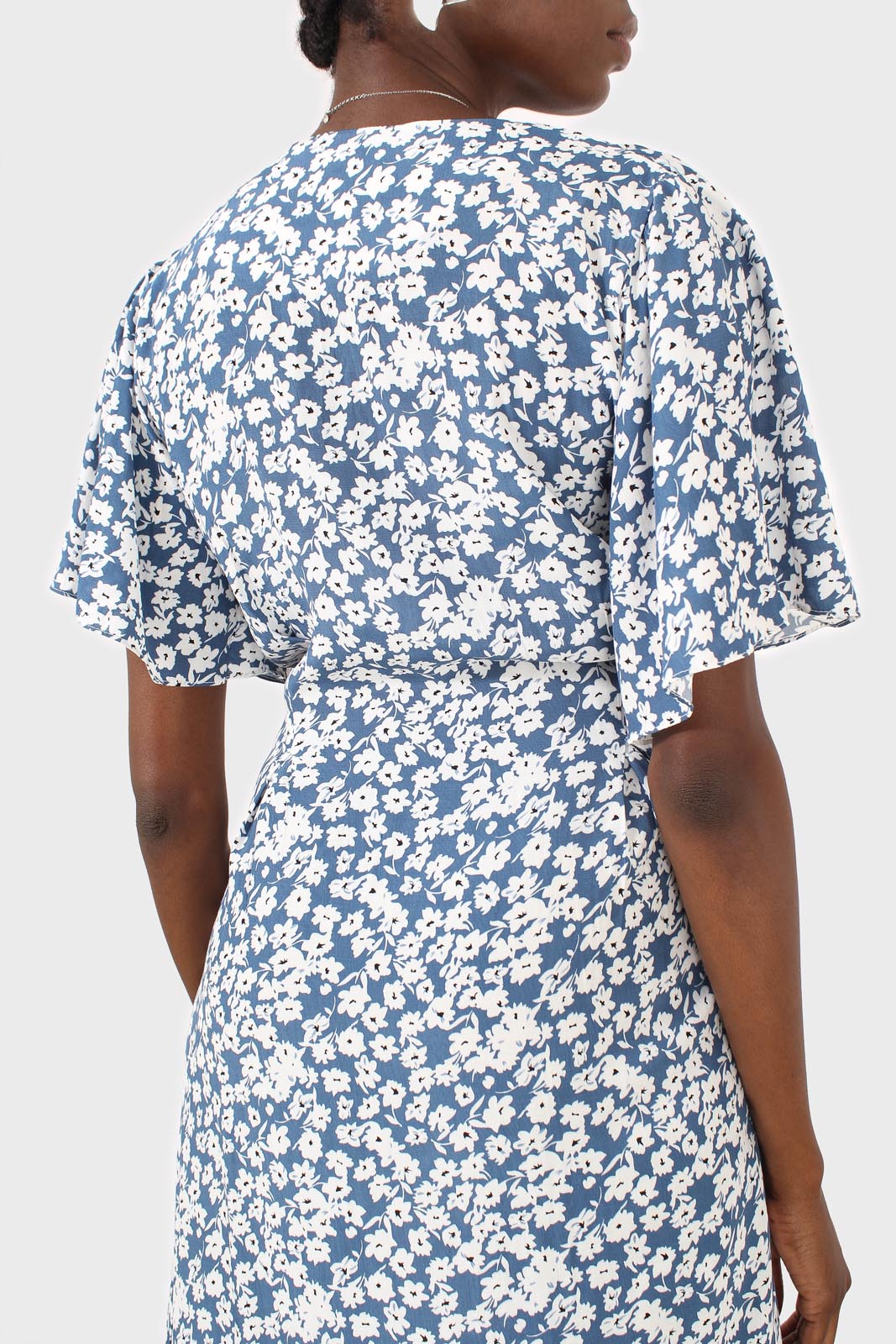 Blue tiny floral print wrap midi dress_4