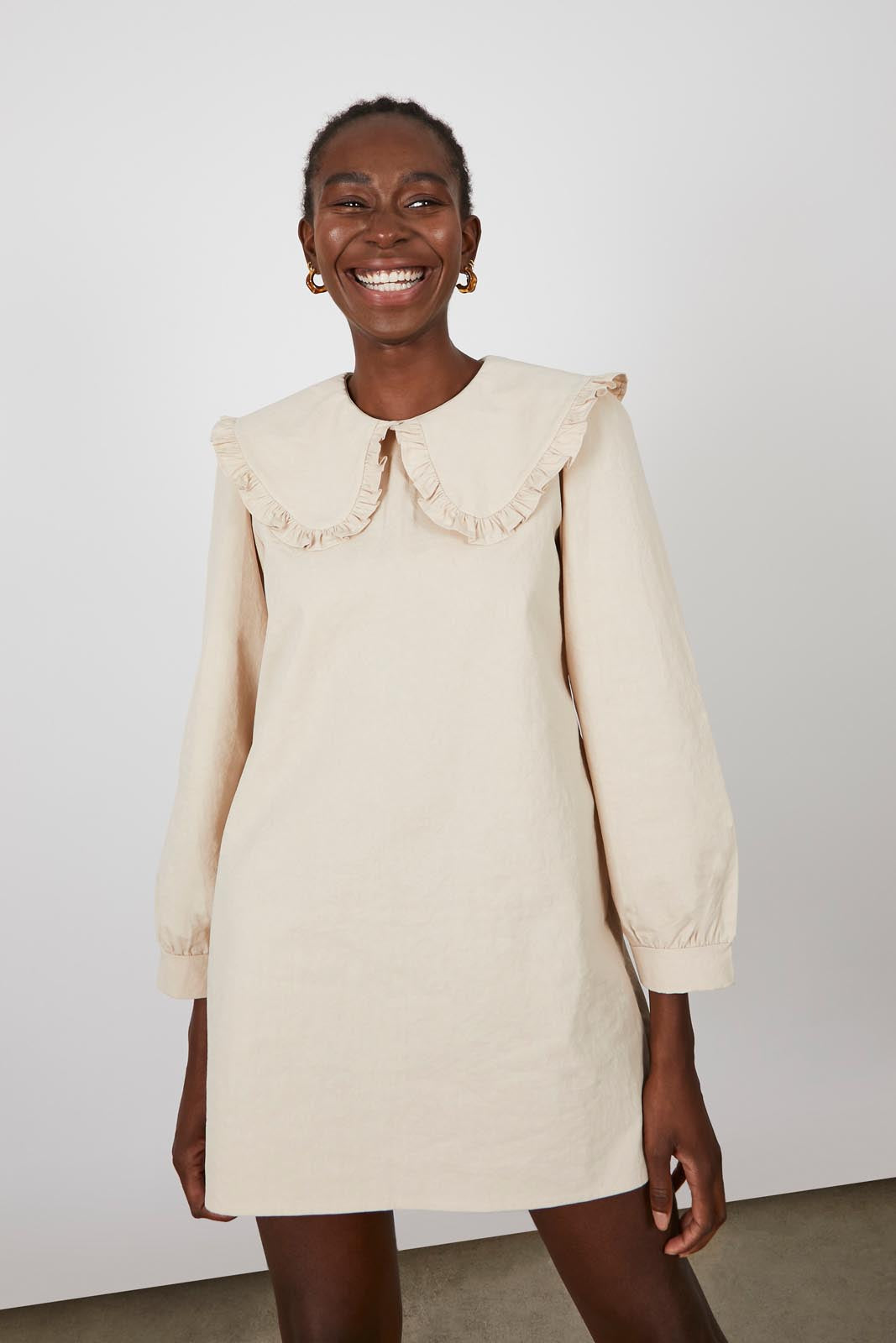 Light beige large collar mini dress_1